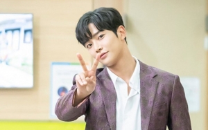 Akting Nangis Sepenuh Hati Rowoon SF9 di 'Extraordinary You' Jadi Sorotan