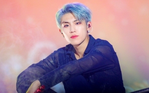 V HEARTBEAT 2019: Park Woojin Absen Tampil Bareng AB6IX Pasca Diketahui Cedera Saat Intro