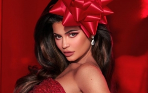 Kylie Jenner Jual Lipstik di Vending Machine