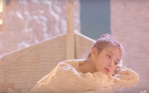 Rilis Sekuel 'You & I', IU Akhirnya Bertemu Dengan Pujaan Hati Di MV 'Above The Time'