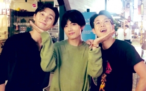 Melon Music Awards 2019: Park Seo Joon dan Choi Woo Shik Hadir, Reuni Bareng V BTS Dinanti