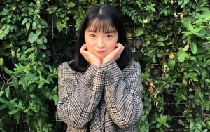 Kim Hye Yoon Bikin Fans Gemas Usai Bagikan Foto-Foto Imut Bareng Pemain 'Extraordinary You'