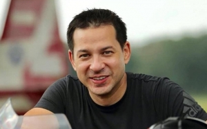  Foto Masa Muda Ari Wibowo Setampan Aktor Hollywood Bikin Menjerit Histeris