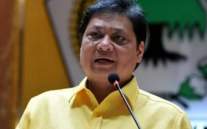 Dinilai Tak Adil Perlakukan Pendukung Bamsoet, Airlangga Dituding Akan Buat Golkar Pecah Lagi