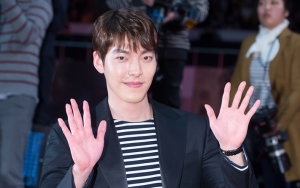 Blue Dragon Film Awards 2019: Kim Woo Bin Grogi di Atas Panggung, Dipuji Makin Keren
