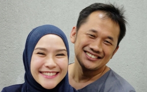 Zaskia Adya Mecca Blak-Blakan Beberkan Kebiasaan Buruk Hanung Bramantyo
