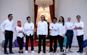 Dituding Cuma Jadi Pajangan Jokowi, Para Stafsus Milenial Tangkis Dengan Jawaban Cerdas Ini