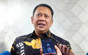 Maju Calon Ketua Umum Golkar, Akankah Bamsoet Dicopot Airlangga Dari Jabatan Ketua MPR?