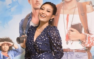 Ditantang Pamer Saldo ATM, Ayu Dewi: Nggak Ada Separuhnya Dibanding Mereka