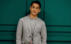  Afgan Bagikan Foto Masa Kecil Yang Imut Abis! Gambar Kaus Jadul Bikin Salfok