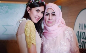 Mama Amy Dorong Kursi Roda Syahnaz Sadiqah Yang Hamil Besar Bukti Kasih Ibu Tiada Tara