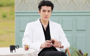 Sehun EXO Gagah Bersorban Ala Pria Arab, Fans Heboh Ngantre Jadi Makmum