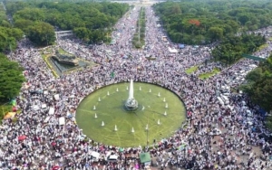 Spanduk 'Santri Rindu Khilafah' Warnai Reuni 212, Panitia Buka Suara