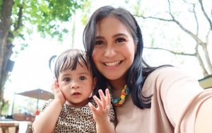 Kini Jadi Ibu dari Seorang Putri, Marsha Tengker Ternyata Masih Sibuk Kejar Gelar Master