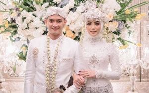 Citra Kirana dan Rezky Aditya Telaten Gendong Bayi, Ramai Didoakan Cepat Dapat Momongan
