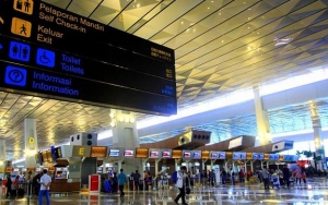 Terbang Tak Sesuai Jadwal, Batik Air Tinggalkan 23 Penumpang di Bandara Soetta 