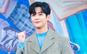 Rowoon SF9 Menang New Actor Awards Berkat 'Extraordinary You', Banjir Ucapan Selamat