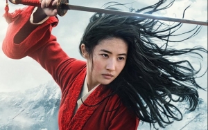 Warga Hong Kong Kembali Serukan Boikot 'Mulan' Akibat Ulah Liu Yifei