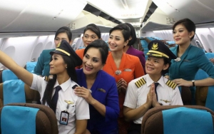 Ikatan Awak Kabin Garuda Indonesia Terbelah Jadi 2 Kubu Gara-Gara Kebijakan Ari Askhara 