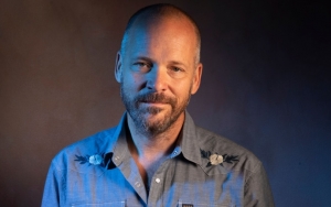 Peter Sarsgaard Resmi Gabung 'The Batman', Diduga Kuat Perankan Two Face