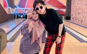 Usai Diduga Putus, Rahmawati Kekeyi dan Rio Ramadhan Kembali Mesra Pamer Foto Box Diledek Bucin