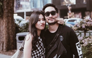 Syahnaz Sadiqah Tatap Mesra Suami Di Foto Maternity, Sang Fotografer Sampai Baper