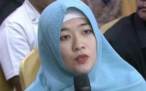 Pramugari Berhijab Soleha Ini Curhat Pilu Dipecat Sepihak, Skandal Eks Bos Garuda Efek Karma?