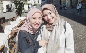  Laudya Cynthia Bella Peluk Zaskia Sungkar dan Berharap Bertemu Di Surga, Ada Apa?