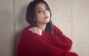 Ailee Pamer Suara Merdu Di MV Mengharukan Lagu Comeback 'Sweater'