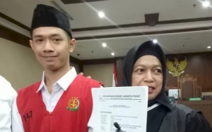 Demonstran Pembawa Bendera Didakwa Merusuh di Senayan, Seragam Sekolah Disebut Jadi Penyamaran