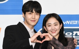 Ciuman Mesra Moon Geun Young dan Kim Seon Ho di Final 'Catch the Ghost' Banjir Kritikan