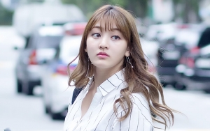 Postingan Perdana Jihyo Twice Pasca Jatuh di Bandara Bikin Fans Lega