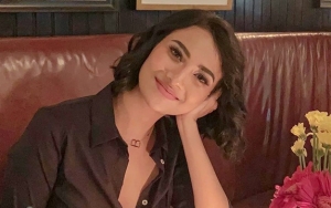 Nikah Diam-Diam, Vanessa Angel Joget Seksi Terawang Pakai Lagu Natal Dikira Pindah Agama
