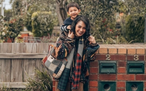 Andien Tak Akan Lewatkan Masa Emas Anak Walau Jadi Ibu Multi Peran