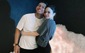 Selebgram Laura Disentil Ngemis 200 Juta, Aksi Foya-Foya Beli iPhone 11 Dicibir