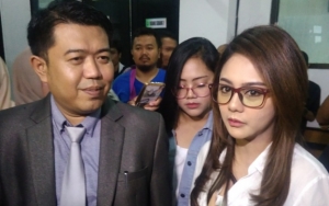Hambat Proses Pisah, Jenita Janet Kecewa Alif Tak Hadir Di Sidang Perdana Perceraiannya