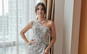 Dikira Tegang-Jutek, Ini Reaksi Nia Ramadhani Kembari Baju Manohara Eks Pacar Ardi Bakrie