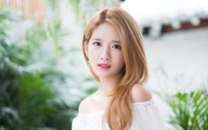 Idol Cantik Ini Kepergok Belajar Untuk Ujian di Lokasi Syuting 'ISAC 2020'