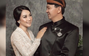 Ahok Jadi Bos BUMN, Puput Cantik Hamil Tua Pamer Sandal Hermes Harga Fantastis