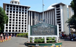 Masjid Istiqlal Tak Sediakan Parkir Bagi Jemaah Katedral Saat Natal 2019 Gara-Gara Ini