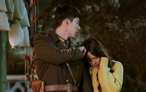Pura-Pura Jadi Pasangan, Foto Adegan Hyun Bin dan Son Ye Jin di 'Crash Landing on You' Bikin Gemas