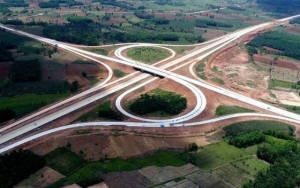 Pengendara Diprediksi Melonjak Saat Nataru, Tol Trans Sumatera Masih Minim Rest Area