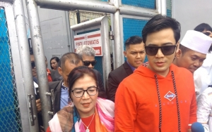 Bebas dari Penjara Jelang Hari Natal, Kriss Hatta: Semoga Jadi Kado Terbaik Untuk Mama