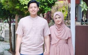 Cut Meyriska Semringah Dipeluk Roger Danuarta, Ungkap Sering Alami Mood Tak Tentu Pertanda Hamil?