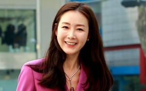 Sudah Umur 44 Tahun, Kehamilan Pertama Choi Ji Woo Dapat Tanggapan Seperti Ini dari Netizen