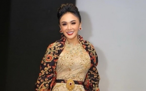 Meski Sudah Cerai, Yuni Shara Silaturahmi ke Rumah Mantan Suami Jelang Natal