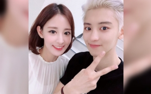 Chanyeol Berikan Hadiah Custom untuk Kakak dengan Pesan Manis, Komentar di IG Malah Bikin Ngakak