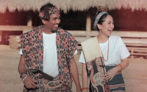 Glenn Fredly Tutup Kolom Komentar Saat Beri Ucapan Selamat Natal Bersama Mutia Ayu