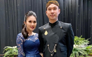 Sandra Dewi Cantik Bak Irene Red Velvet, Suami 'Oppa Korea' Gendong Dua Tuan Muda Bikin Gemes