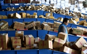 Bea Masuk Barang Impor Bikin Menjerit, 3 Produk Ini Justru 'Diistimewakan'